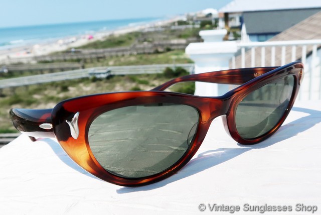 Audrey hepburn sales ray ban
